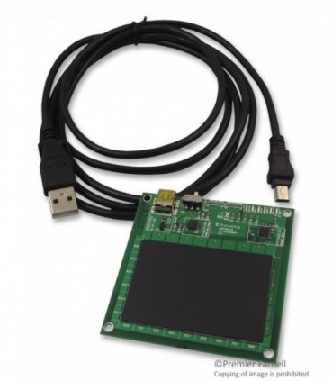 Kit dezvoltare, controler MTCH6102, senzor de touchpad 9x6, integrează gesturi și XY Touch